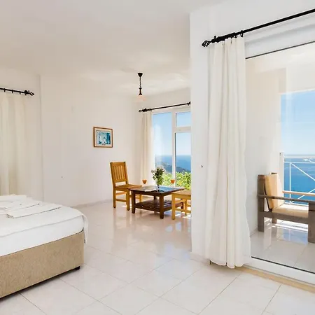 Kristal Deniz Manzaralı Kaş