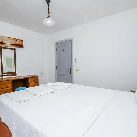 Kristal Deniz Manzarali Villa Kas